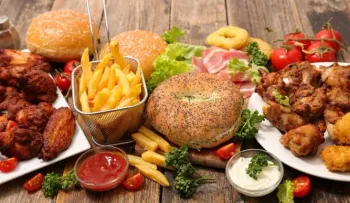 Una dieta alta en grasas puede perjudicar el cerebro; explican los motivos