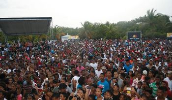 Gran fiesta Monte Río de Azua pone a vibrar Turistas