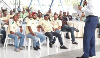 Choferes de la ONMSA ganarán RD$20 mil pesos mensuales; Mojica les exige conducir mejor