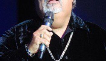 Cantante Anthony Ríos será operado a corazón abierto