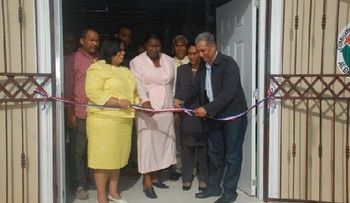 Comisión Barrial entrega iglesia Pentecostal en Santo Domingo Este