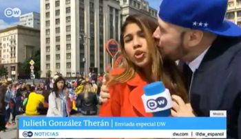 Ruso que agredió sexualmente a periodista colombiana pide perdón y revela que lo hizo por una apuesta