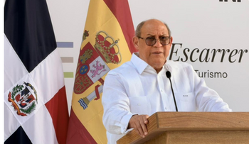 Santos Badía: Gobierno impulsa revolución educativa en RD