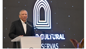 Banreservas honra a Winston "Chilote" Llenas