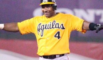 Águilas despiden su mánager Andy Barkett y designan a Miguel Tejada