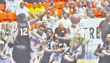 Metros y Leones regresan a la cima de la LNB