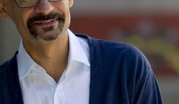 Junot Díaz: de la fama a la repulsa; retiran sus obras de algunas librerías de EE.UU