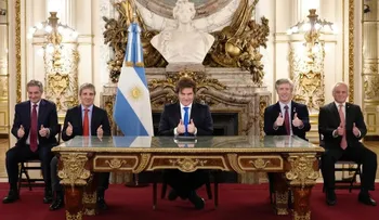 Milei critica al Congreso y rehúsa convalidar leyes de aumento de gasto público
