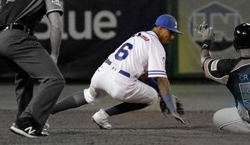 Erick Mejía dispara cuadrangular y los Tigres derrotan 3 por 1 a los Toros