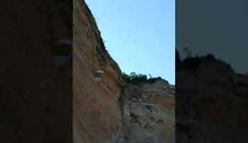 Un paracaidista a punto de perder la vida en un salto en Ronda