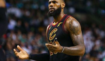 "Cállate y dribla": la controversia entre LeBron James y una presentadora de Fox News