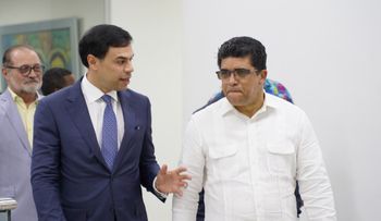 Roberto Ángel y Dío Astacio supervisan apertura de nueva Escuela de Bellas Artes en SDE