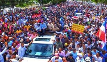 Peralta: En actividad de LF solo habían 3 ó 4 mil personas; hay tiempo para la reforma