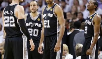 Spurs remontan y se imponen en Miami