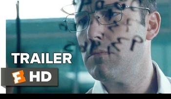 Ben Affleck se sacude de â??Batmanâ? y lidera la taquilla con nuevo filme