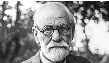 Sigmund Freud y el riesgo del elogio: la adulación debilita la defensa