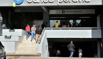 Abogados de personas afectadas por Banco Peravia exigen ser incluidos en juicio disciplinario contra acusados