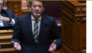 Portugal acuerda con ultraderecha modificar Ley de Nacionalidad