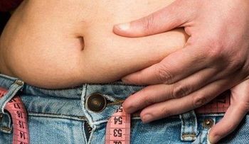 ¿Por qué acumulamos esos molestos kilos de más? 
