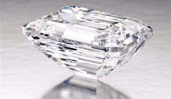 Subastarán diamante de 100 kilates