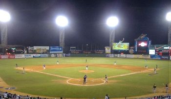 Sigue Todos contra Todos: Escogido-Aguilas en el Cibao; Gigantes-Licey en el Quisqueya