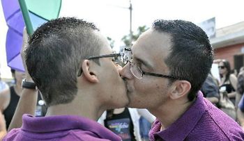 La epidemia de VIH-SIDA se expande entre los gays