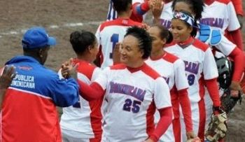 Equipo dominicano de Softbol femenino gana oro en Centroamericanos