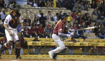 Los Gigantes propinan dos derrotas a las Aguilas; 8-3 y 8-2, y empatan con TL en segundo lugar 