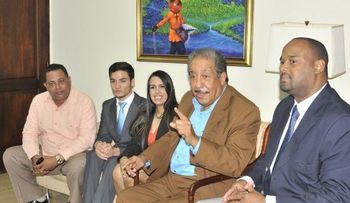 Fello Suberví garantiza como alcalde devolverá a la capital â??su esplendor â?? 