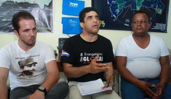 Claudio Caamaño denuncia boletas SDE fueron halladas en SDO
