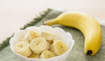 Un guineo diario (banana) es bueno para: 