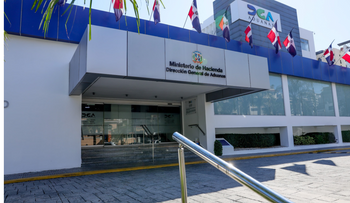 Aduanas recauda RD$1,328 millones más en marzo