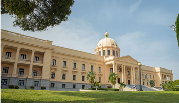 Abinader dispone ascensos y retiros en FF. AA