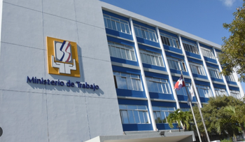 Ministerio de Trabajo invita ferias de empleo para Santiago y Moca