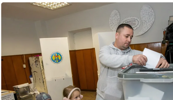 Rusia denuncia que miles de moldavos no pudieron votar