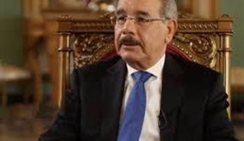 Movimiento pide dejar trabajar al presidente Danilo Medina 