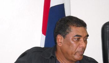 Ministerio de Obras Públicas paga más de 17 millones a brigadas de obreros en Barahona