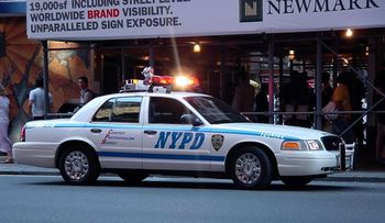 NY: Anciano le dispara a nieto y novia; luego se suicida