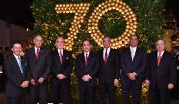 Gobernador Valdez Albizu y su esposa ofrecen cena en honor de la Junta Monetaria