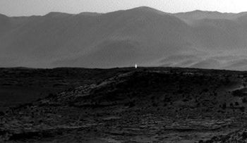 La NASA revela el misterio de la luz captada por el Curiosity 