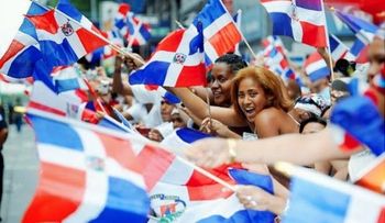 Cientos de dominicanos en NY esperanzados en obtener un empleo federal