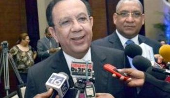 Valdez Albizu dice economía ha tenido un buen crecimiento