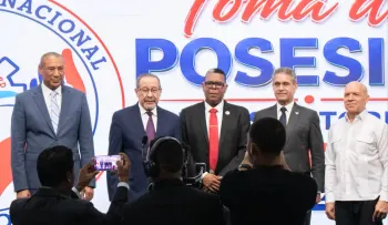 Carlos Manuel Francisco juramentado como nuevo presidente de ASONADEDI-RD para el período 2026-2029