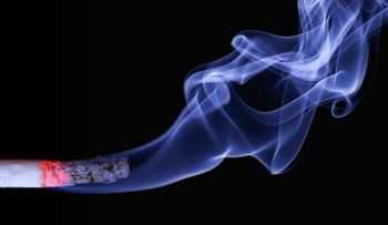 Especialistas te dicen por tu bien, los riesgos del tabaco. Dejar de fumar es difícil, pero puede lograrlo 