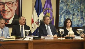 Problemas amenazan al PLD y preocupan a sus principales dirigentes