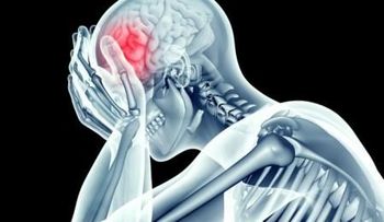 Si tienes dolor de cabeza, te falta potasio y magnesio: Lo consigue con plátanos, cebada, maíz, naranja y agua
