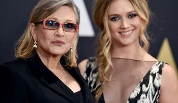 Luego de la tragedia familiar, reapareció la hija de Carrie Fisher
