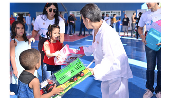 Voluntariado Banreservas lleva juguetes navideños a la zona norte