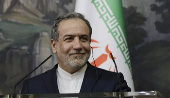 Irán se dice dispuesto a negociar pese a críticas a EEUU