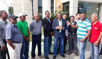 Directivos de cooperativa denuncian contubernio entre Idecoop y expresidente